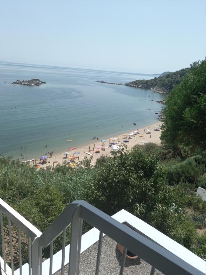 Balcony By The Sea Apartment Paleo Tsifliki Exterior photo