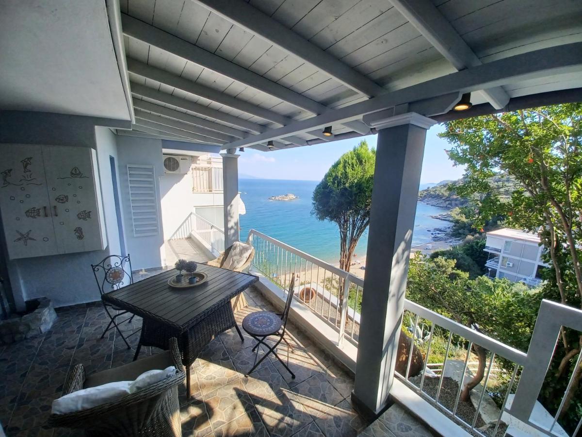 Balcony By The Sea Apartment Paleo Tsifliki Exterior photo